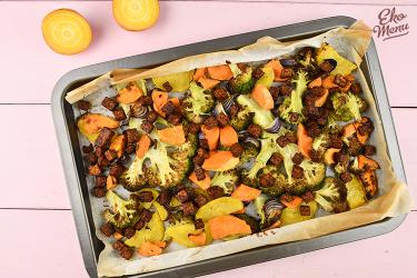 Geroosterde broccoli, biet en zoete aardappel